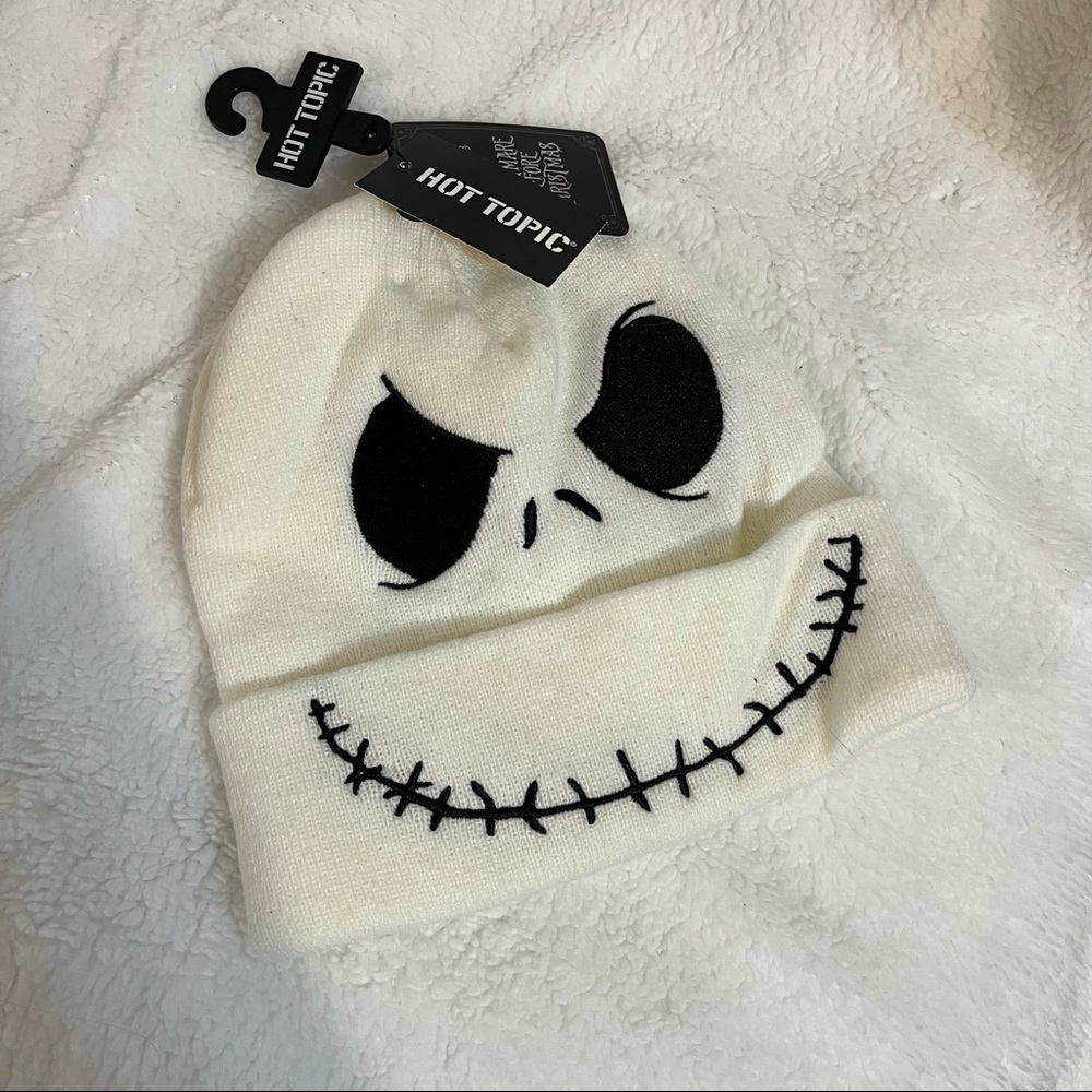 NWT Off-White Nightmare Before Christmas Beanie